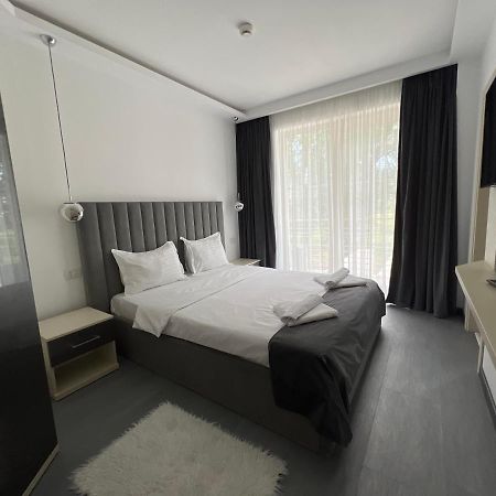 Ocaua Lui Cuza Hotel Tecuci Buitenkant foto
