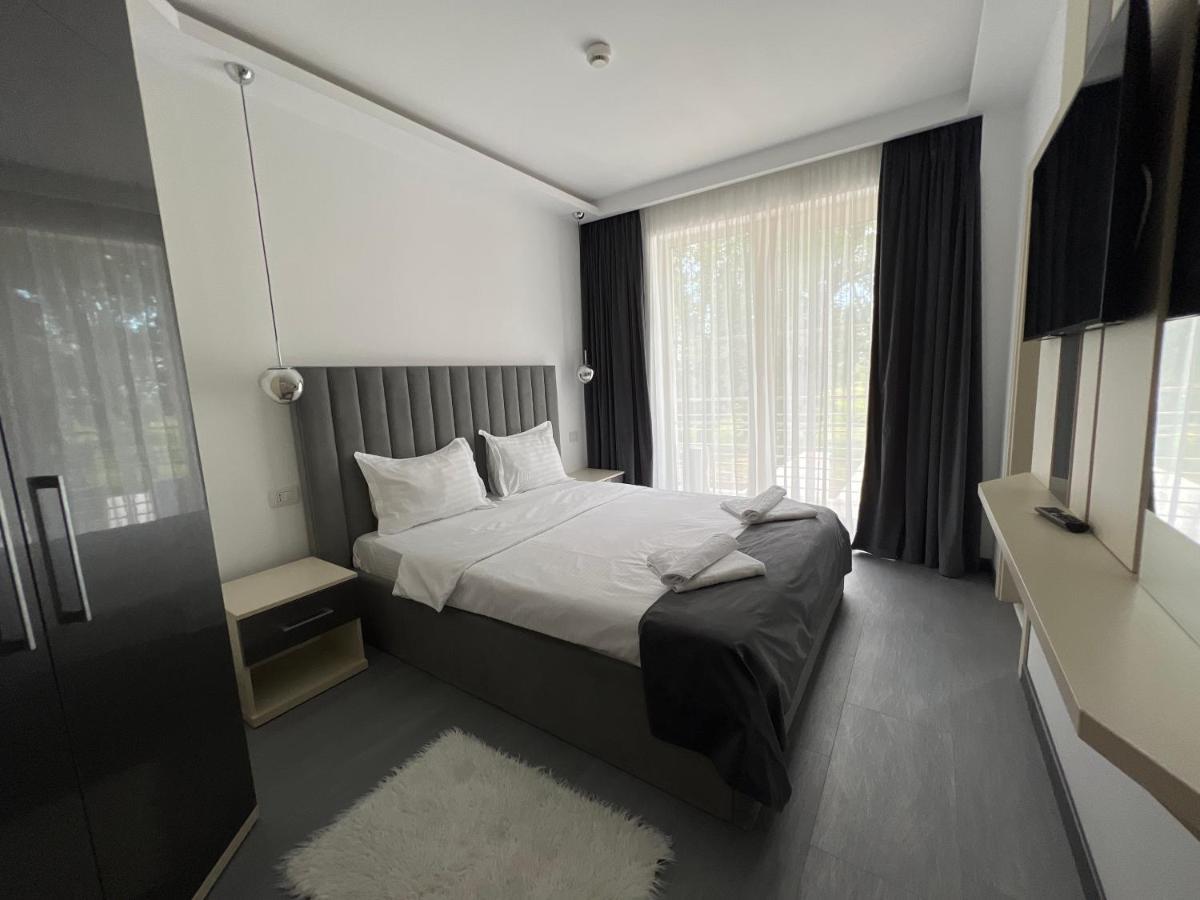 Ocaua Lui Cuza Hotel Tecuci Buitenkant foto