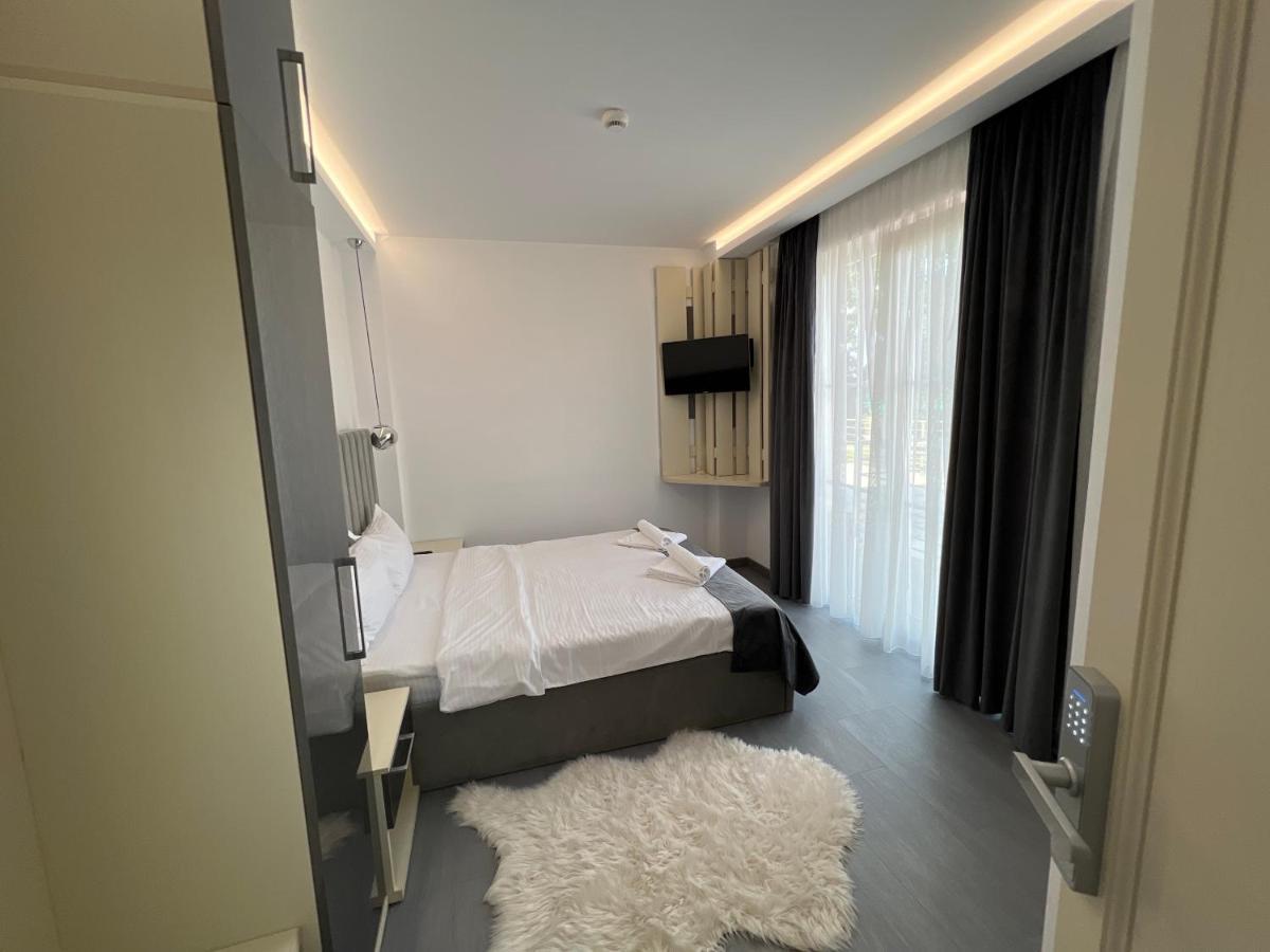 Ocaua Lui Cuza Hotel Tecuci Buitenkant foto